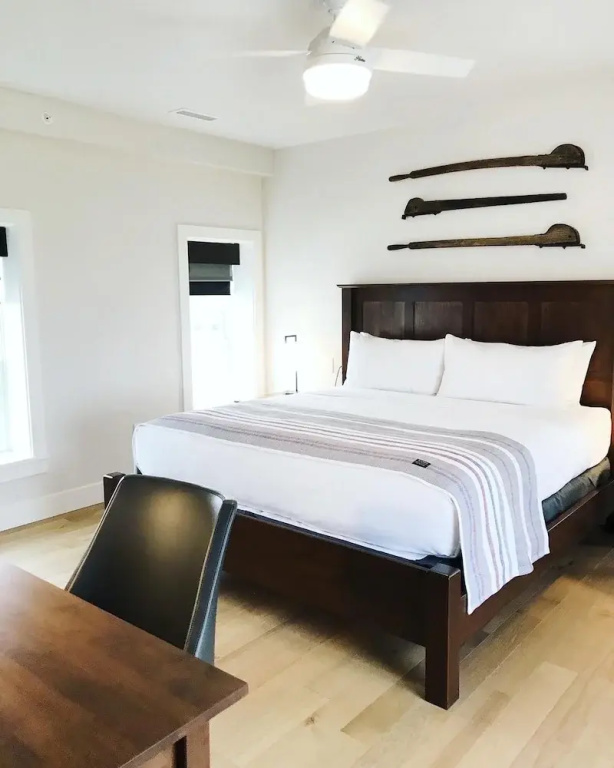 1 Bedroom Suite