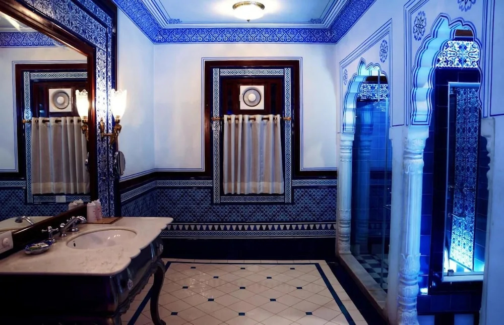 Pearl Palace Heritage - Général