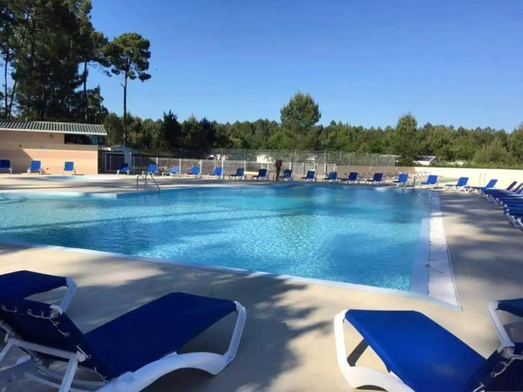 Afficher la photo 7 — Bungalow de 3 chambres avec piscine partagee sauna et jardin a Saint Julien en Born C