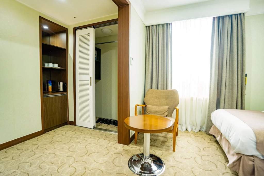 Lobby & Reception