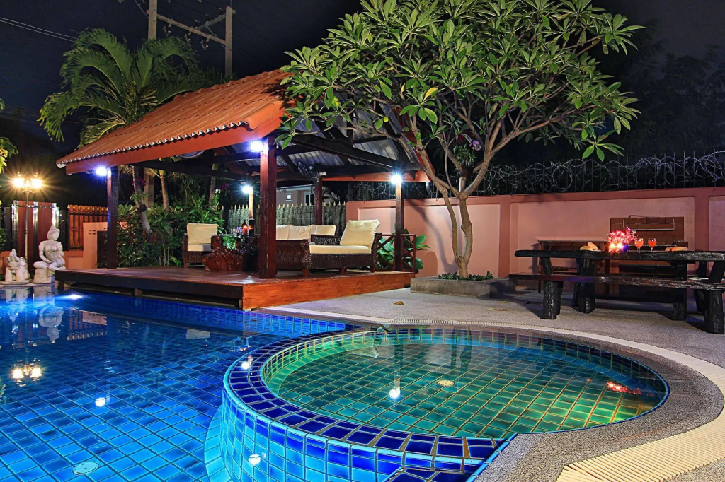 Hotel photo 13