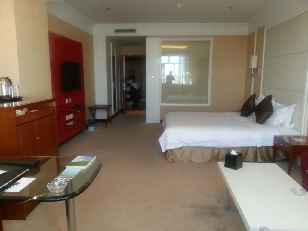 Executive Double room (full double bed)