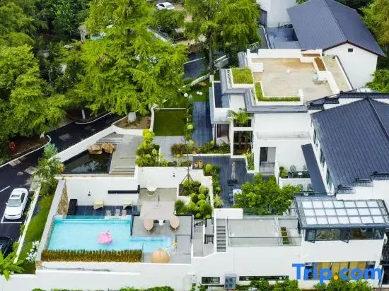 Pushu · Mountain Luxury | Summer Stream Tracing and Water Play Boutique Stay