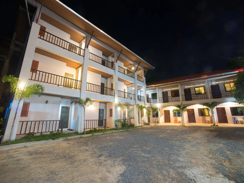 Srichada Hotel Khaolak