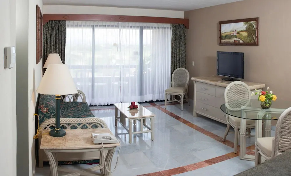 Люкс с видом на океан в The Palms Resort of Mazatlan