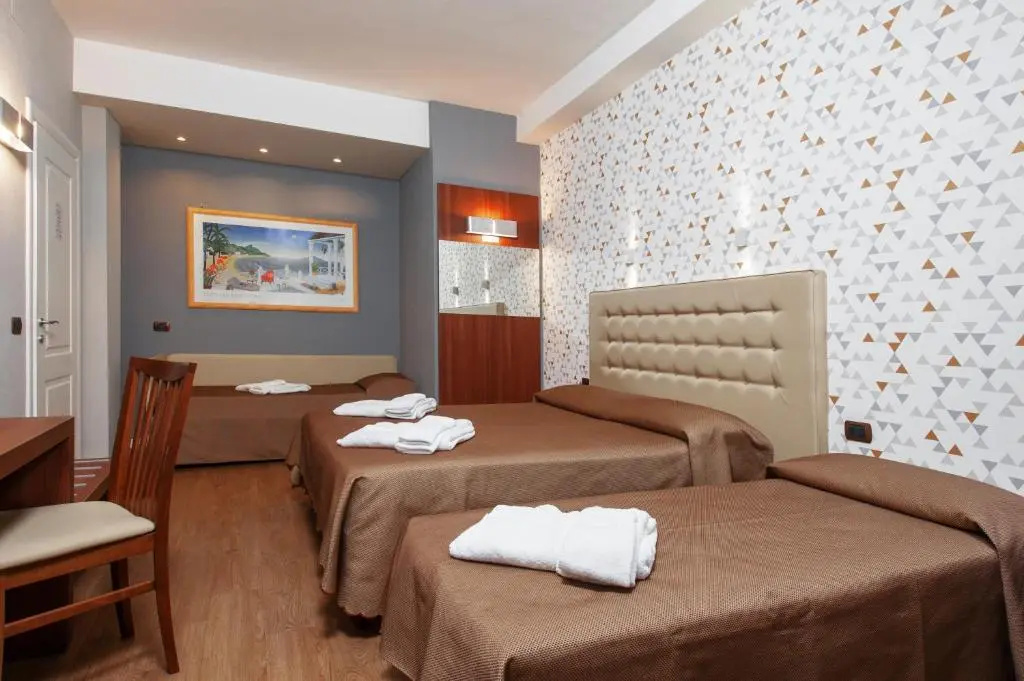 Standard Quadruple room