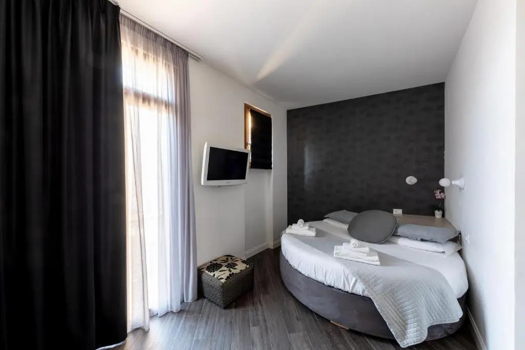 Blue Inn Luxury Suites - Chambres