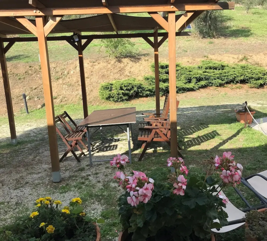 1 Bedroom Superior Apartment with garden view