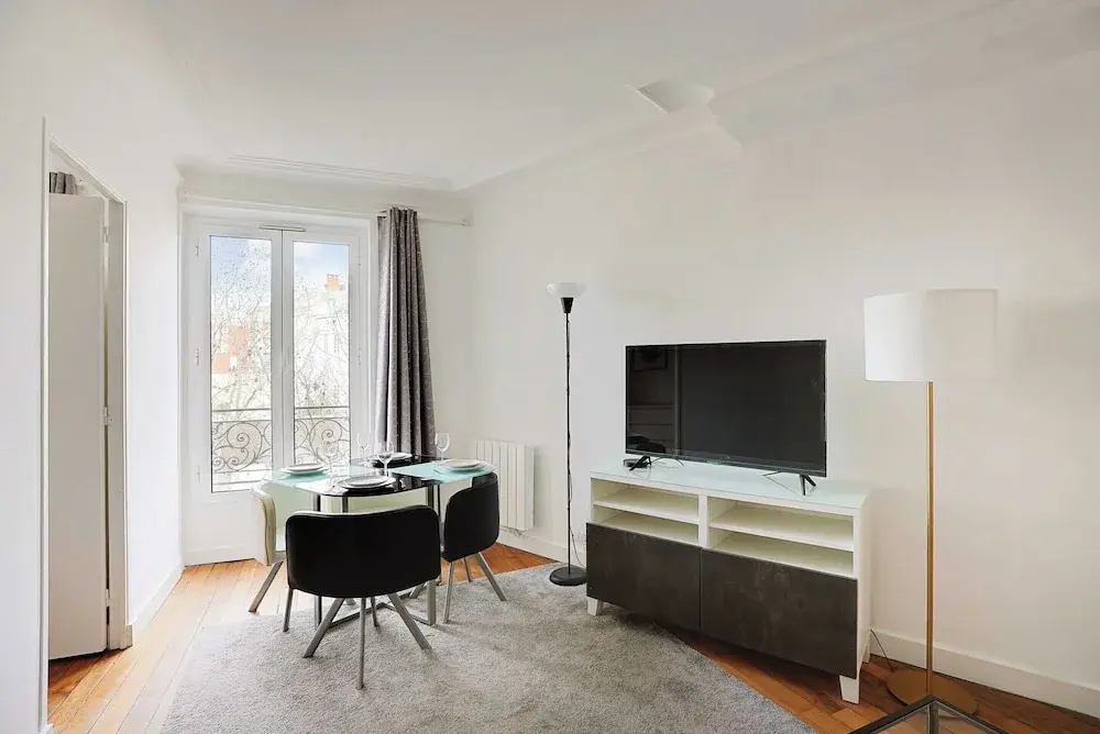 Chic Apartment - 1br/4p - Next to Paris — фото
