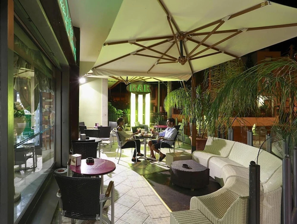 Hotel photo 13