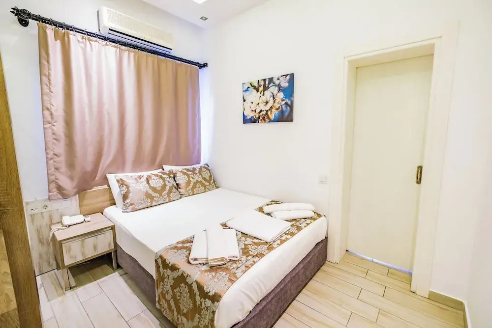 Deluxe Double room with sea view (full double bed)