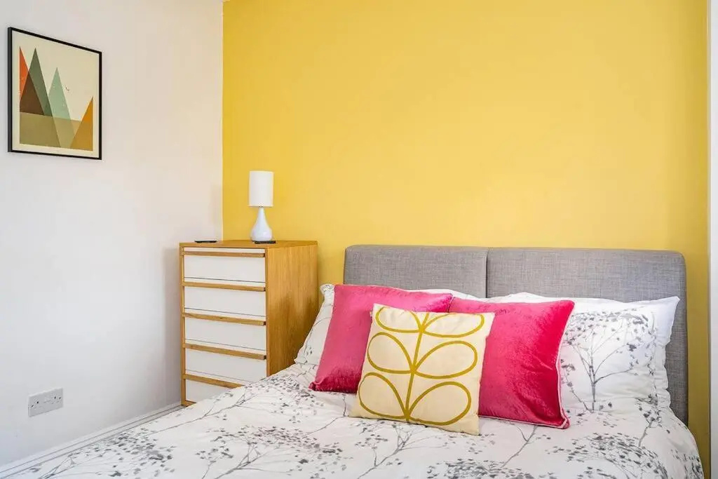 BRAND NEW LSITING!Wonderful One Bedroom Apartment