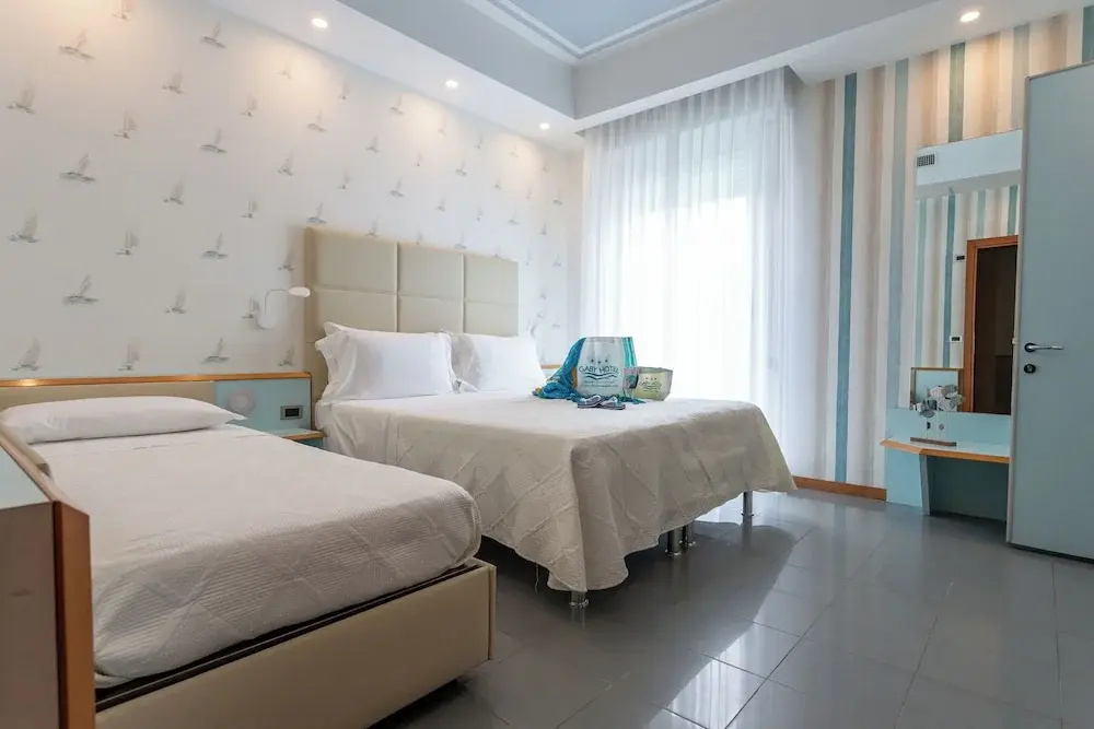Superior Triple room with balcony