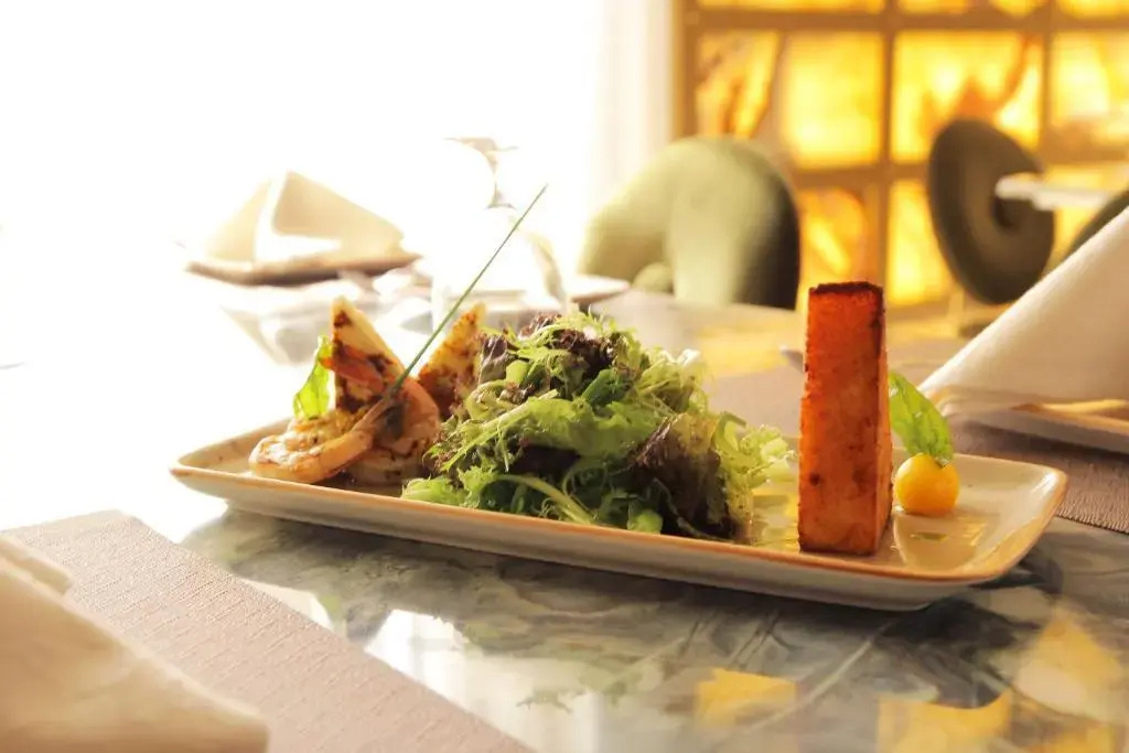 Food & Beverage