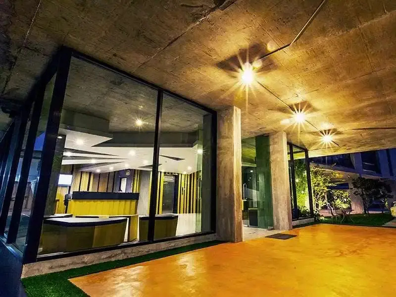 B2 Phuket Boutique & Budget Hotel — фото