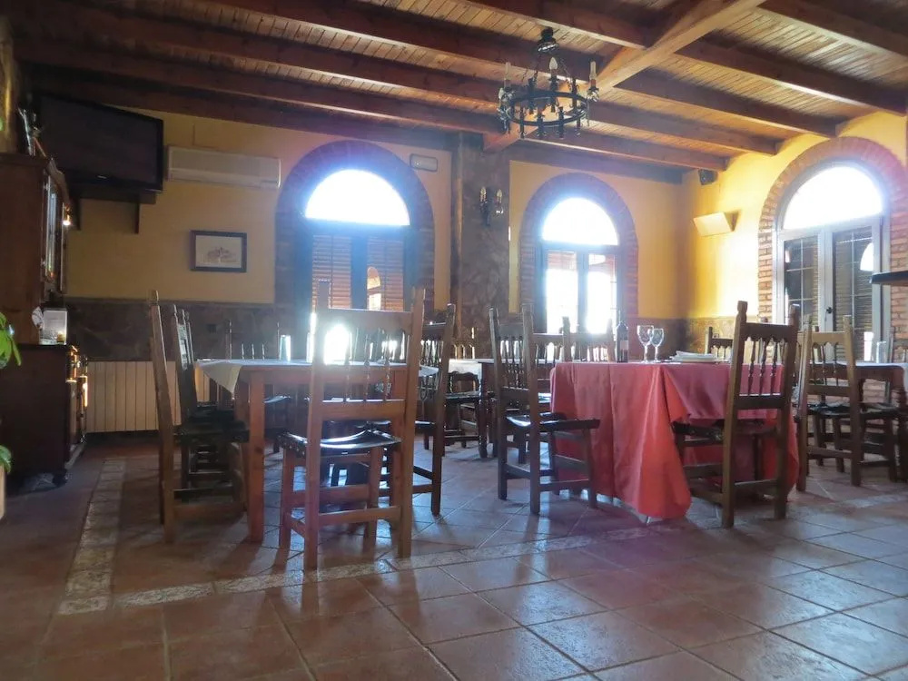 Food & Beverage