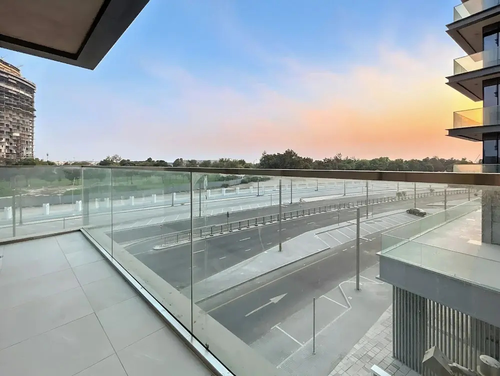 2BR plus M Pet-Friendly Prime Amenities