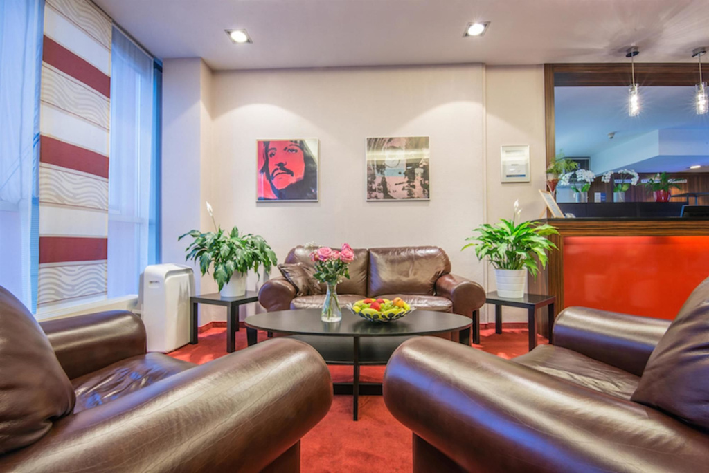 Hotel photo 2