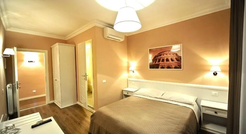 Rim Rooms — 2