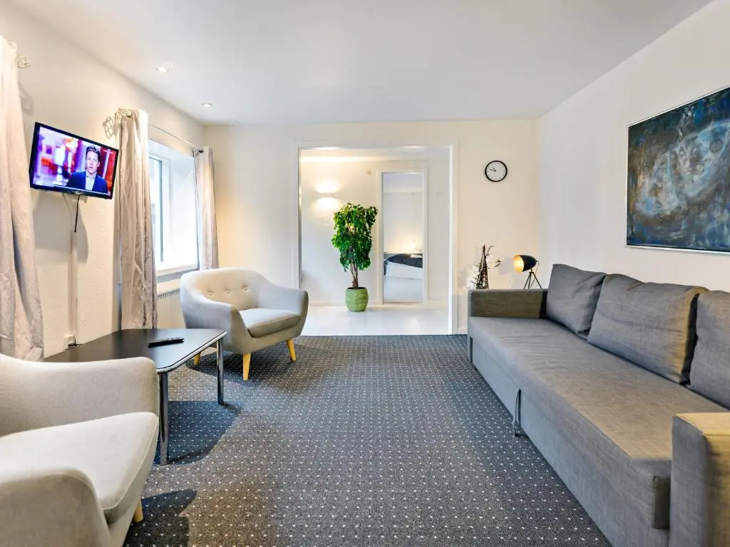Deluxe Suite