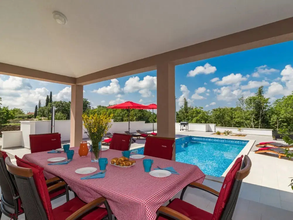 Villa Lena Comfortable Holiday Residence