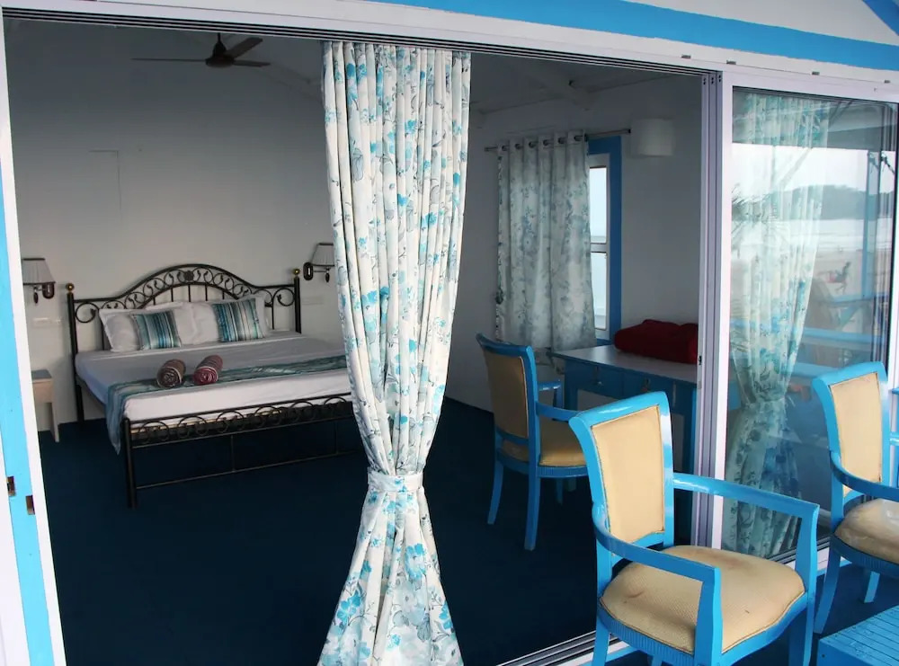 Номер Deluxe с частичным видом на море в Cuba Agonda