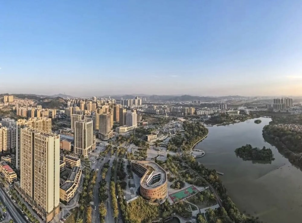 QianYue Hotel