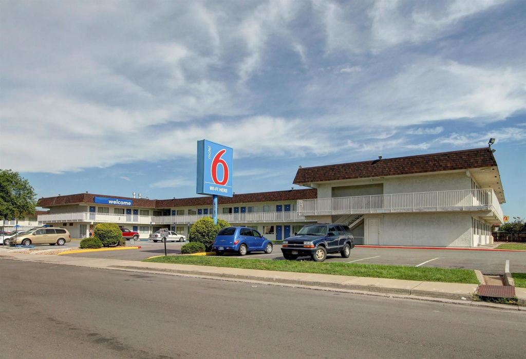 Motel 6 Denver, CO - Airport