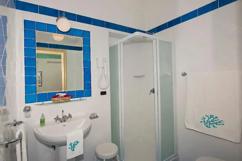 Hotel Ossidiana Stromboli Center - Chambres