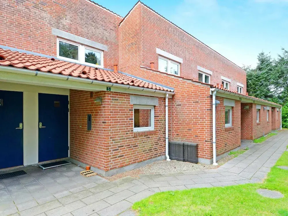 6 Person Holiday Home in Blavand