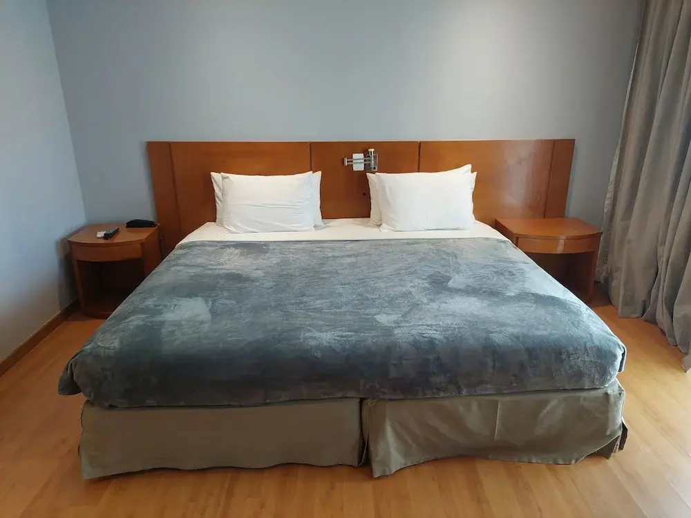 Standard Double Suite with balcony (full double bed)