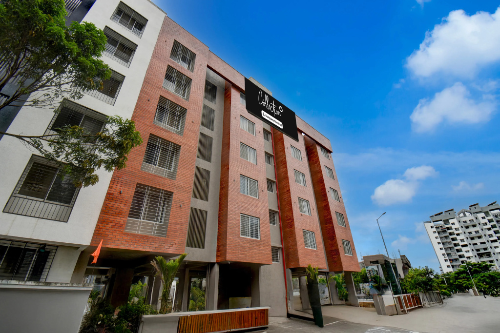 Classic With Balcony Indu Ville