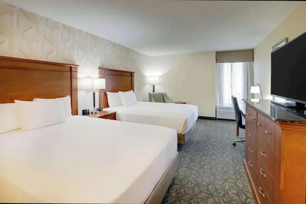 Drury Inn & Suites Charlotte University Place - Chambres