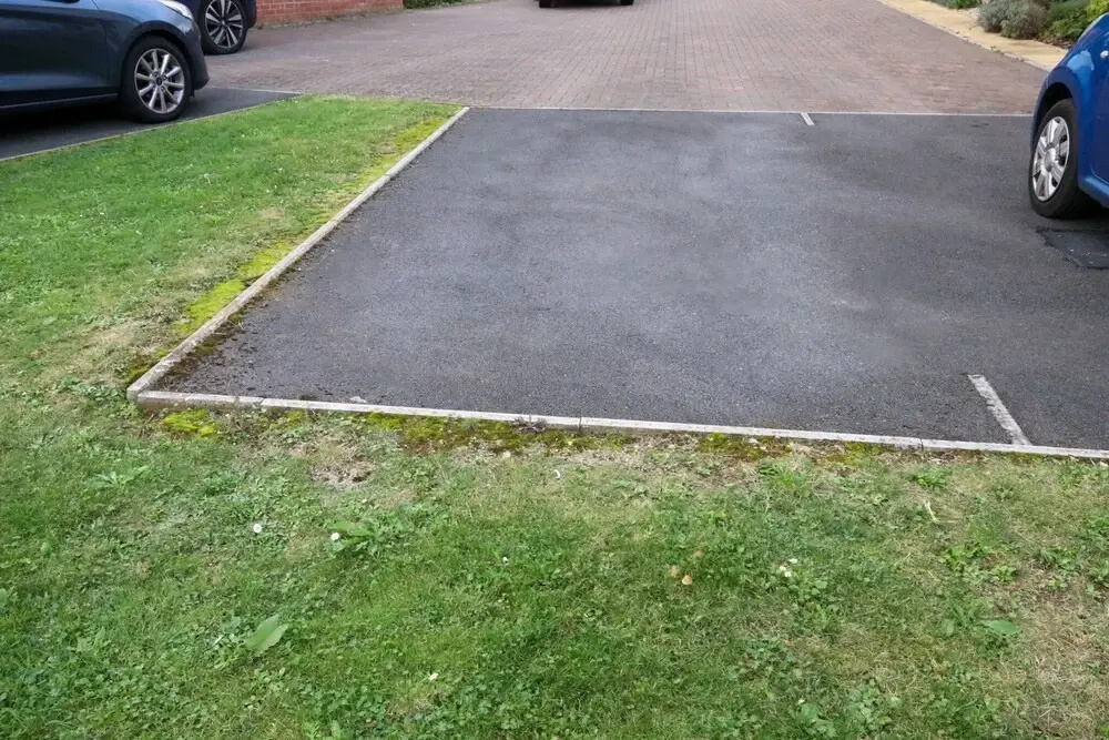 Swindon Cozy 2BR Retreat
