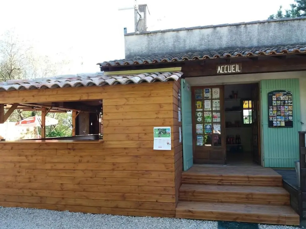 Voir la photo 1 — Camping L'Olivier