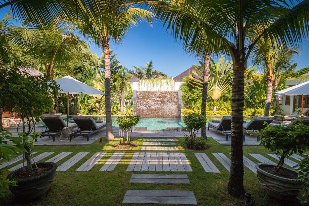 Luxury 6 Bedroom Villa With Private Pool, Bali Villa 2040