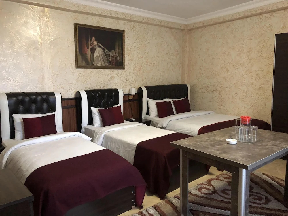Luxury Quadruple room