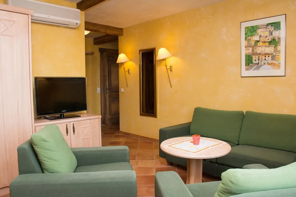 Standard Apartment with balcony