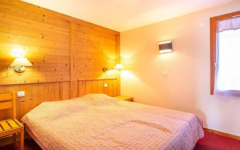 Bed in Dorm