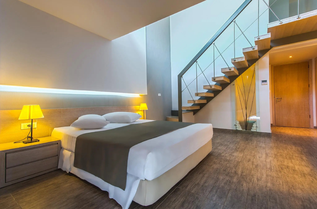 Family Duplex Suite with garden view