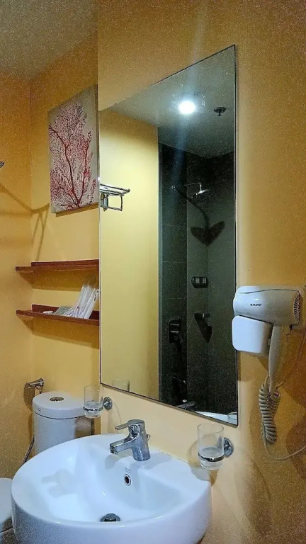 Davao Central Suites - фото 10