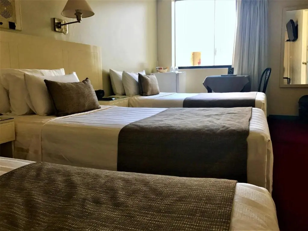 Embajadores Hotel - Chambres