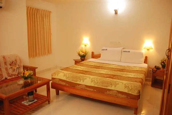 Lakeshore Inn - Chambres