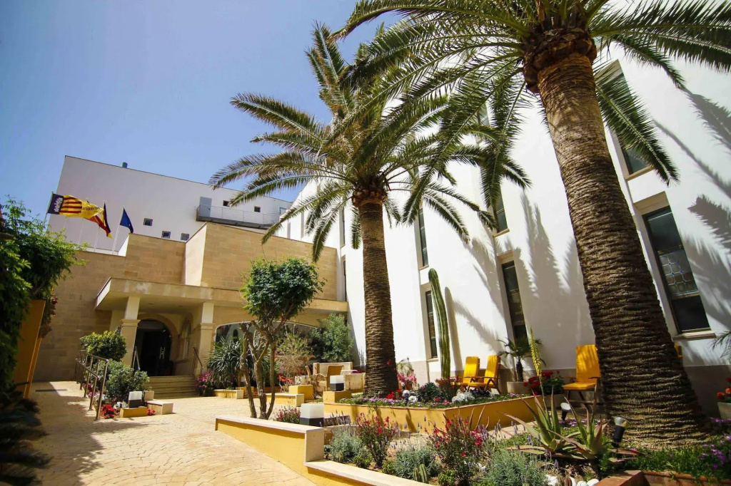 Hotel photo 32