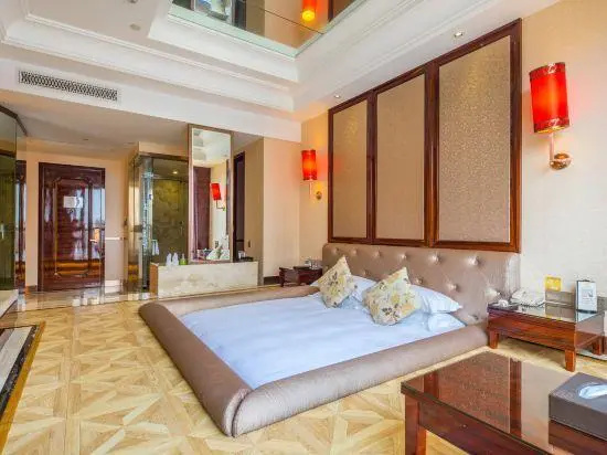 Executive Double room (full double bed)