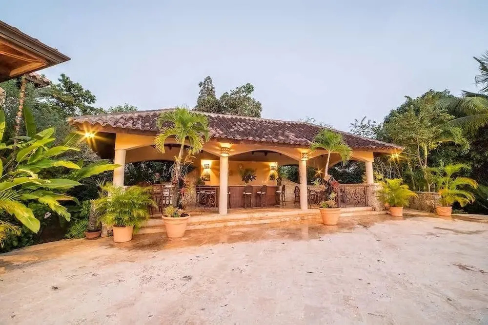 8Br 9Ba Barranca Villa By Asvr