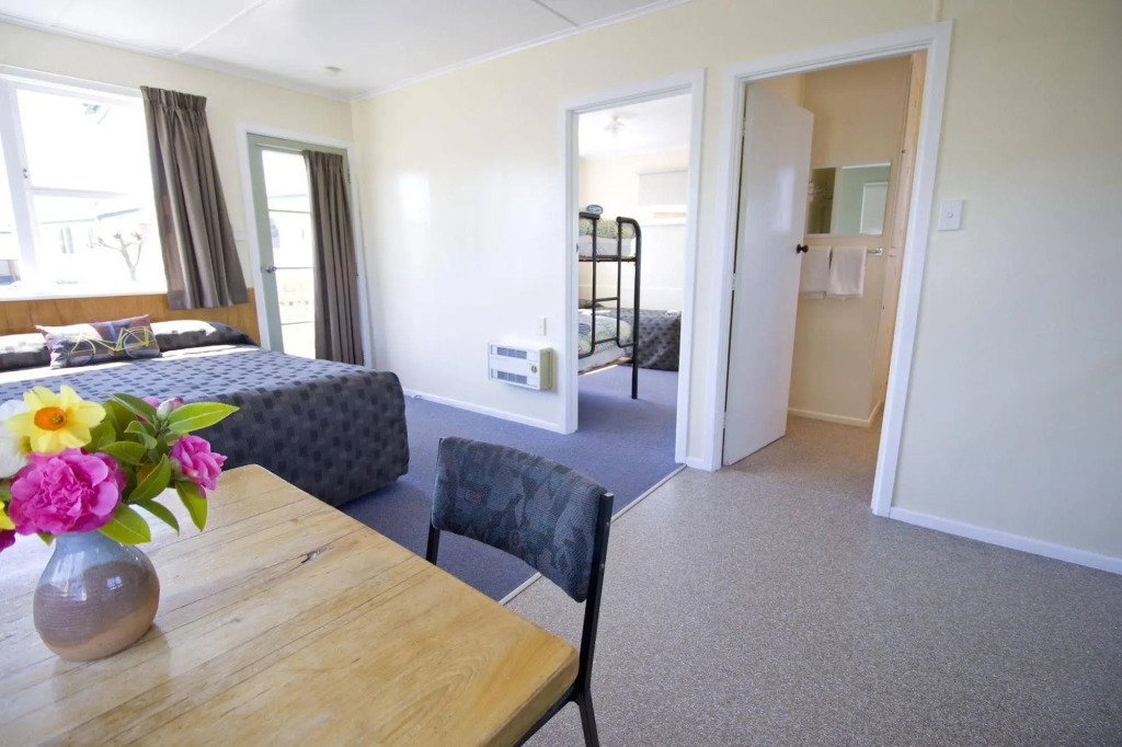 Taupo TOP 10 Holiday Park by null