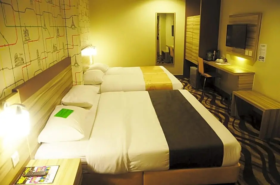 Hotel Zamburger Victory City - Chambres