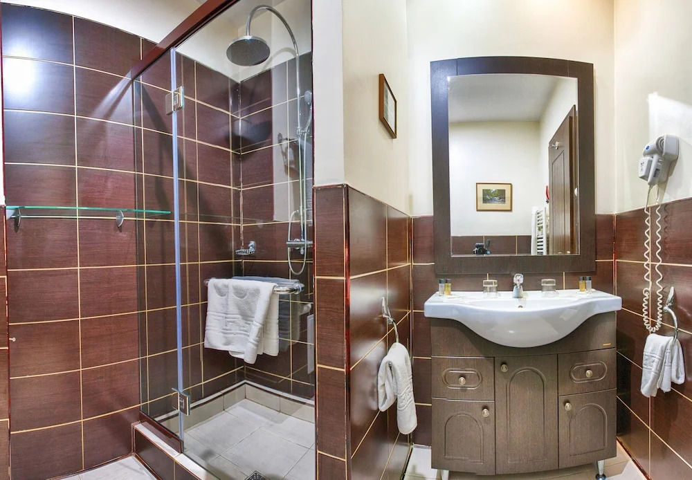 豪華雙人房，設有兩張單人床，享有景觀