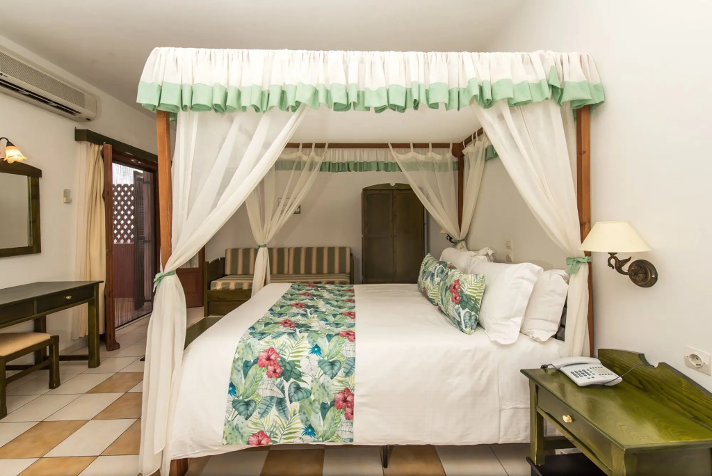 Hotel photo 37
